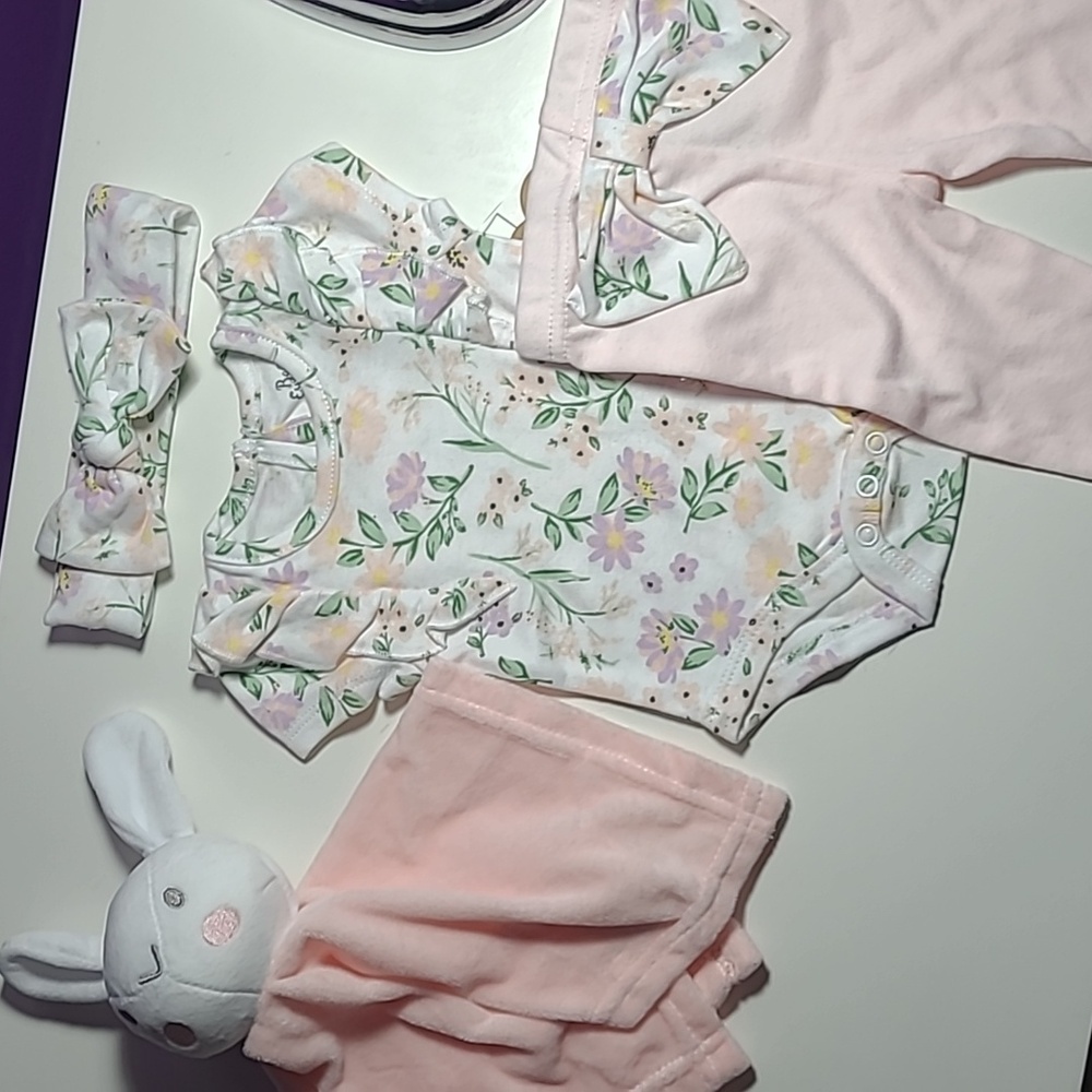 Baby Essentials 3 MONTH 4 PIECE PINK SET Headband Pants &BOW&BOBYSUIT Security B